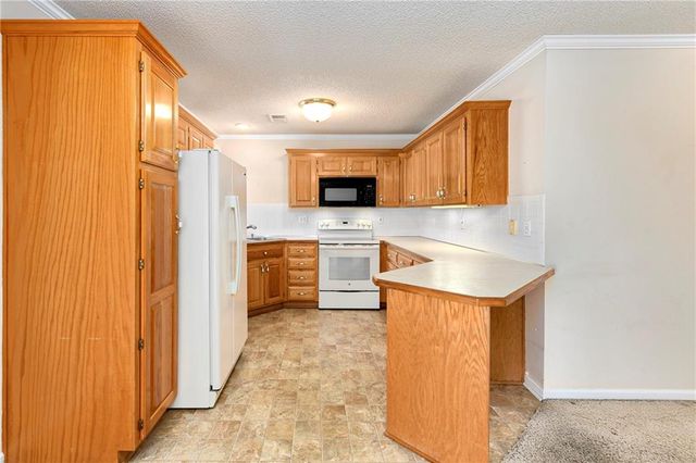 735 N Somerset Terrace, Olathe, KS 66062