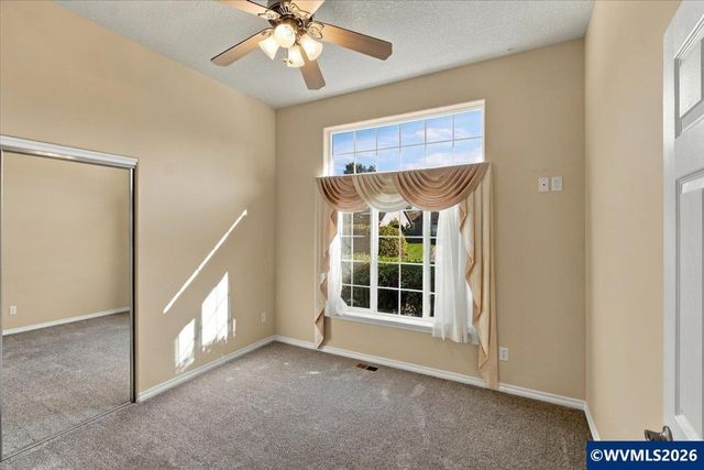 6296 Nicklaus Lp N, Keizer, OR 97303