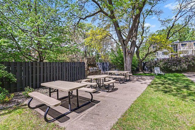 179 Little Canada Road E 237, Little Canada, MN 55117