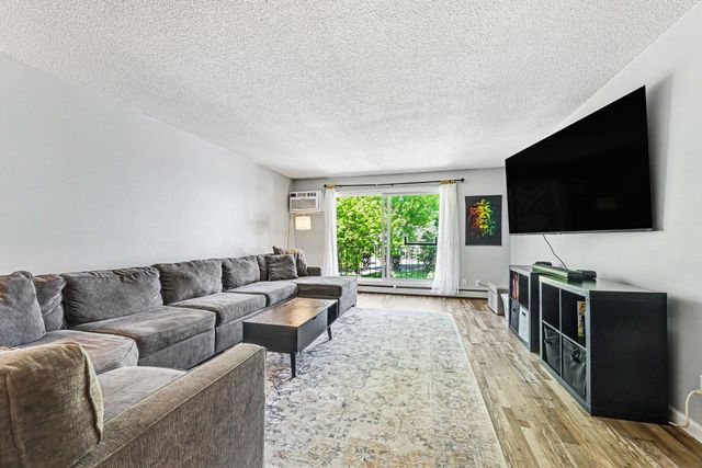 179 Little Canada Road E 237, Little Canada, MN 55117
