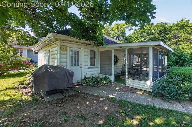 500 E Vienna Street, Clio, MI 48420