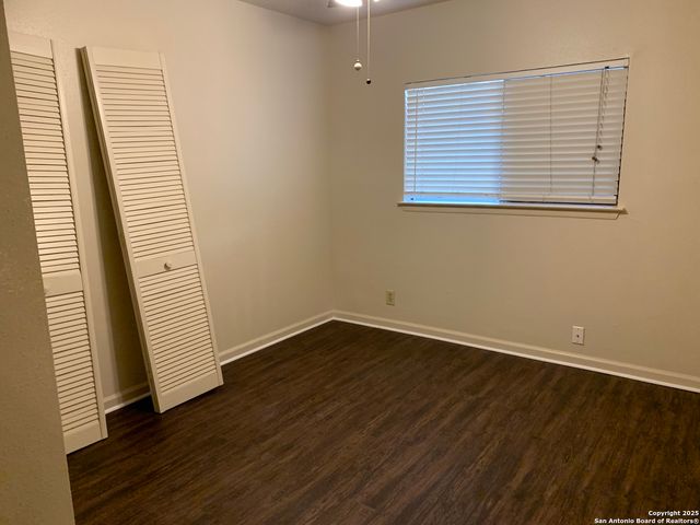 8441 forest ridge # 80, San Antonio, TX 78239
