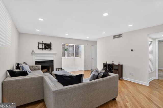 1510 Wingate Way, Sandy Springs, GA 30350