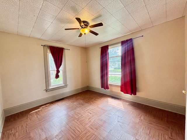 1114 Garfield Avenue, Belvidere, IL 61008