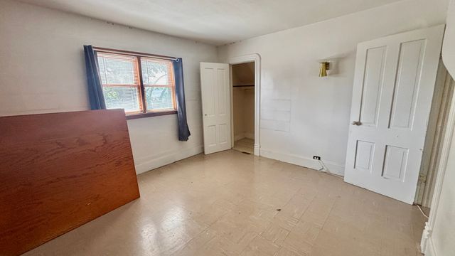 1114 Garfield Avenue, Belvidere, IL 61008
