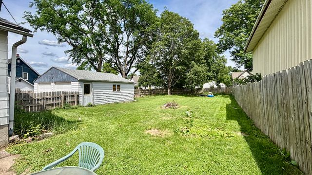 1114 Garfield Avenue, Belvidere, IL 61008