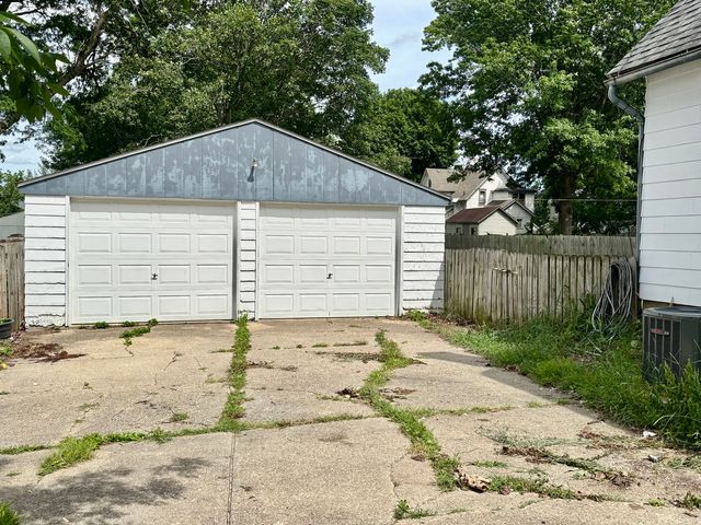 1114 Garfield Avenue, Belvidere, IL 61008