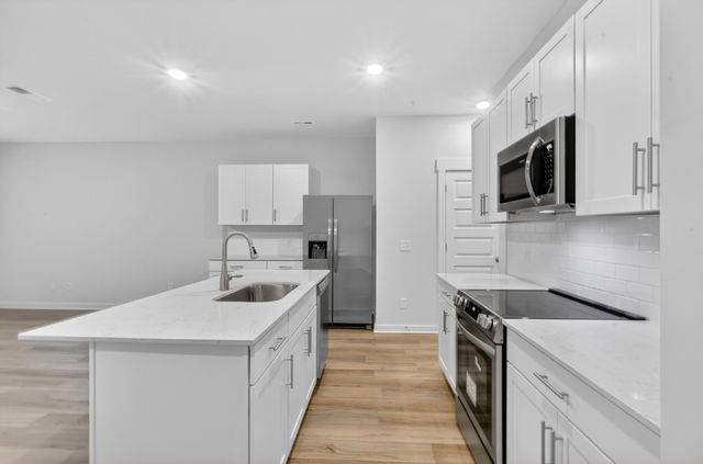 1622 Manuka Ln, Columbia, TN 38401