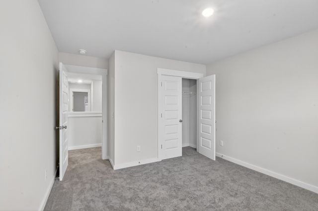 1622 Manuka Ln, Columbia, TN 38401