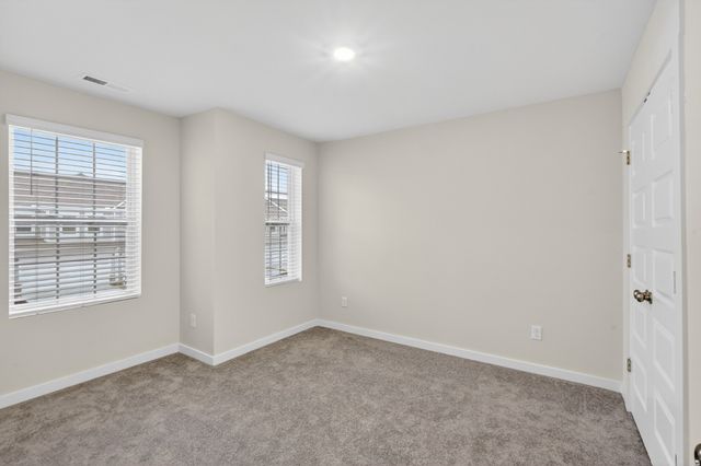 1622 Manuka Ln, Columbia, TN 38401