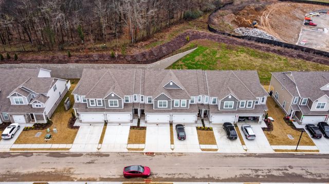 1622 Manuka Ln, Columbia, TN 38401