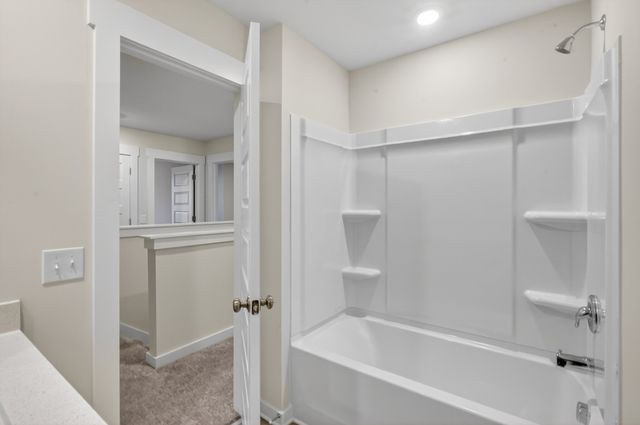 1622 Manuka Ln, Columbia, TN 38401