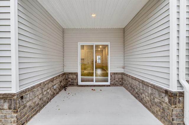 1622 Manuka Ln, Columbia, TN 38401