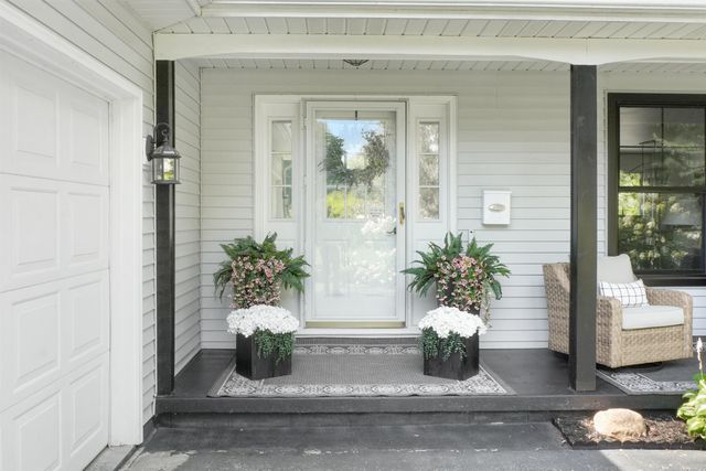 4399 Pine Grove Avenue, Fort Gratiot Twp, MI 48059