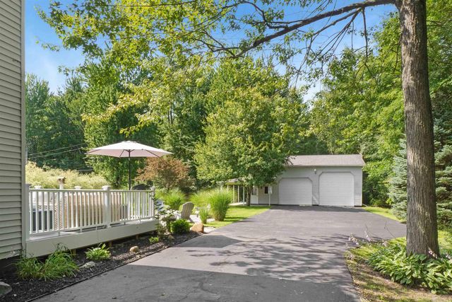 4399 Pine Grove Avenue, Fort Gratiot Twp, MI 48059