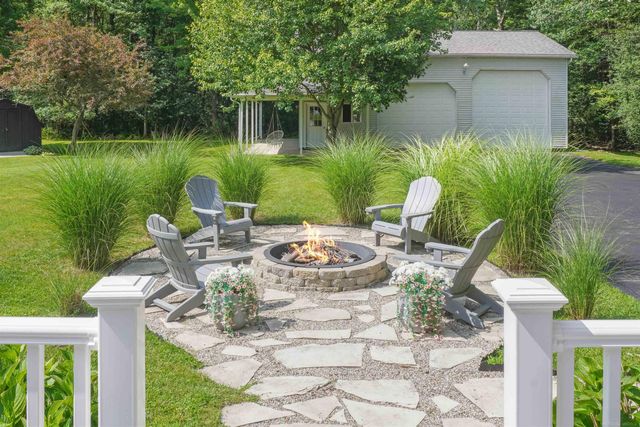 4399 Pine Grove Avenue, Fort Gratiot Twp, MI 48059