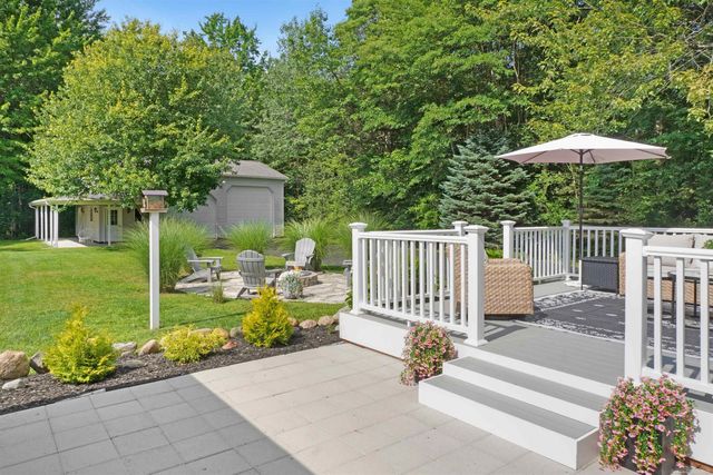4399 Pine Grove Avenue, Fort Gratiot Twp, MI 48059