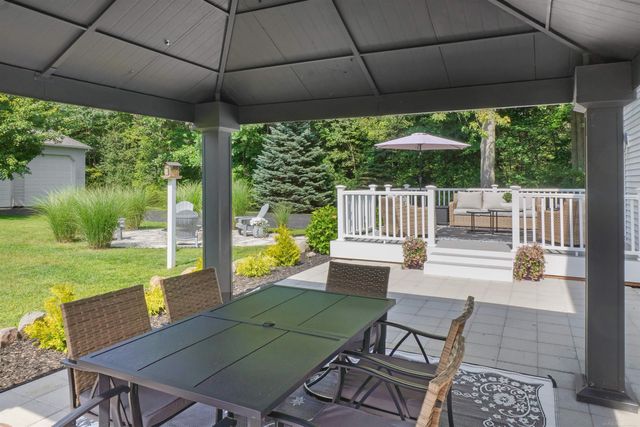 4399 Pine Grove Avenue, Fort Gratiot Twp, MI 48059
