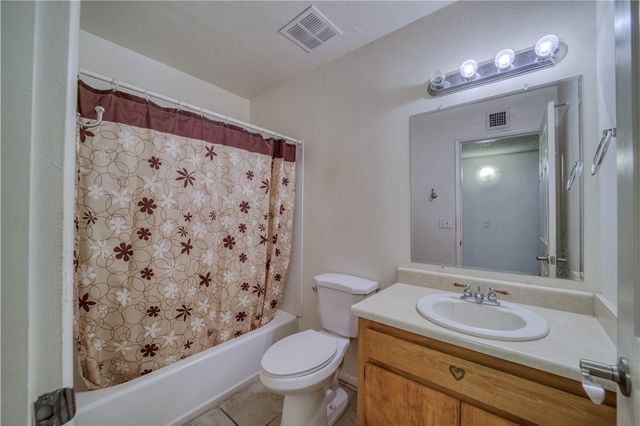 2740 Karen Avenue, Kingman, AZ 86401