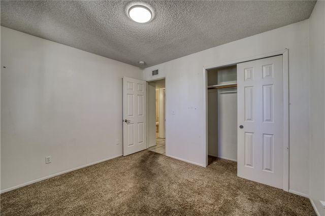 2740 Karen Avenue, Kingman, AZ 86401