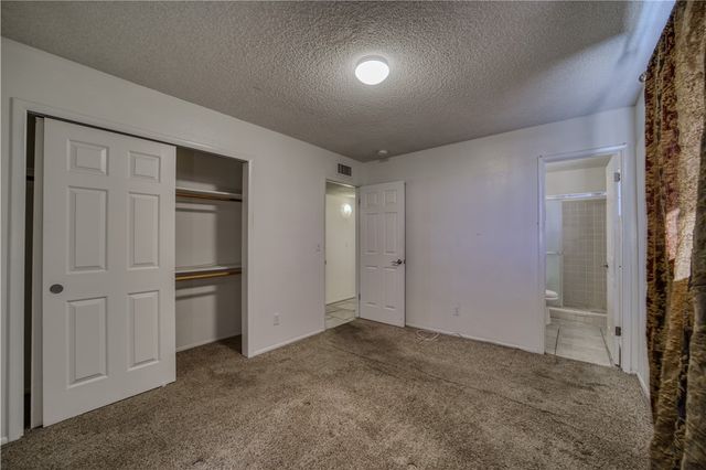 2740 Karen Avenue, Kingman, AZ 86401