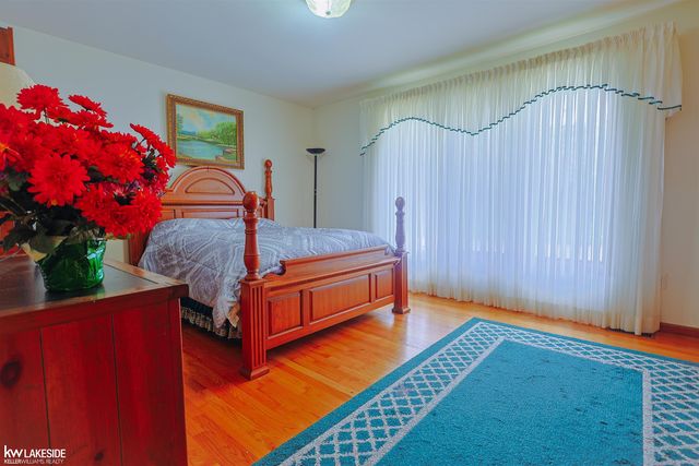 53710 Wellington Drive, Shelby, MI 48315