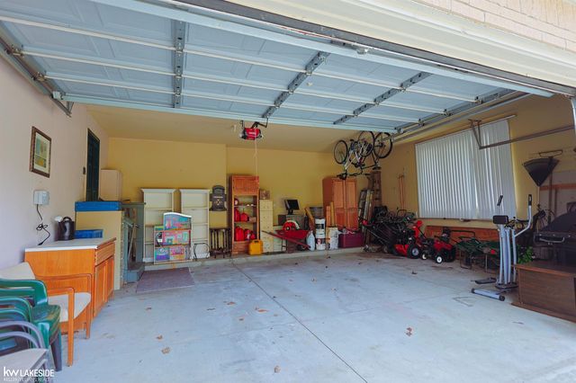 53710 Wellington Drive, Shelby, MI 48315