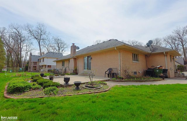 53710 Wellington Drive, Shelby, MI 48315