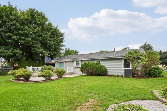 7716 S 83rd STREET, Franklin, WI 53132