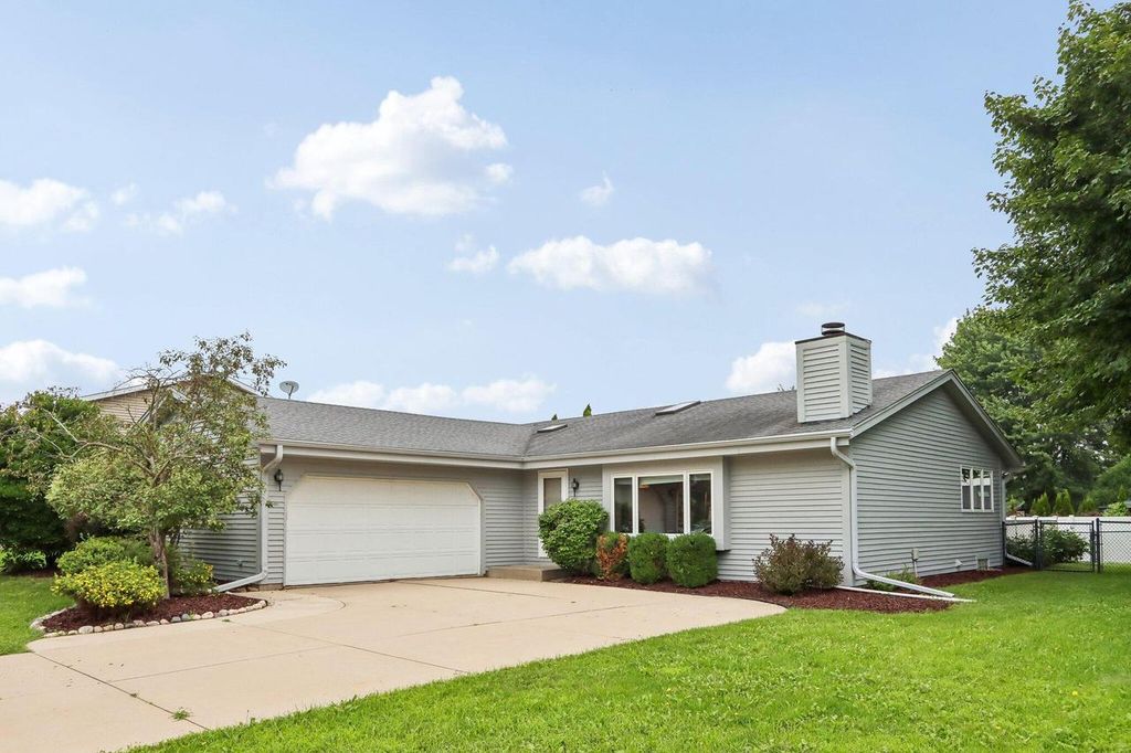 7716 S 83rd STREET, Franklin, WI 53132