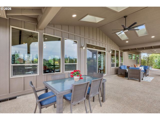 22991 Ne FULQUARTZ LANDING Rd, Dundee, OR 97115