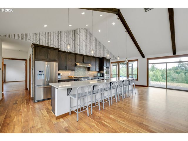 22991 Ne FULQUARTZ LANDING Rd, Dundee, OR 97115