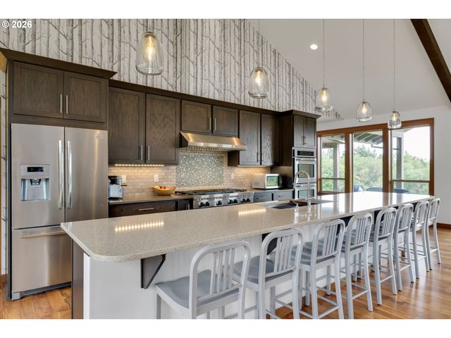 22991 Ne FULQUARTZ LANDING Rd, Dundee, OR 97115