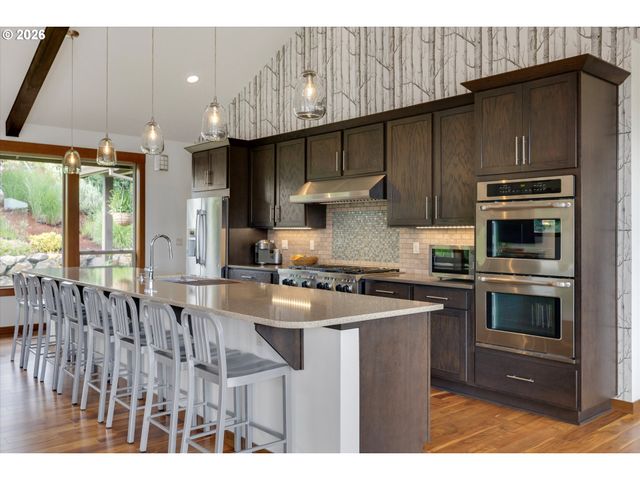 22991 Ne FULQUARTZ LANDING Rd, Dundee, OR 97115