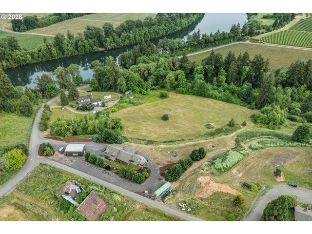 22991 Ne FULQUARTZ LANDING Rd, Dundee, OR 97115