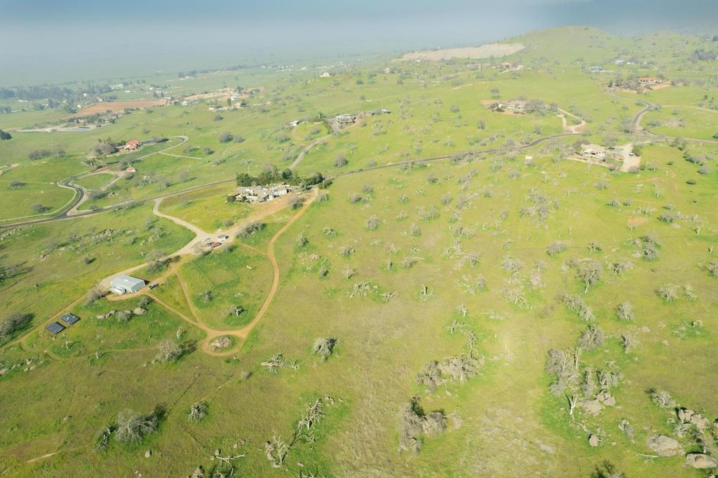 Image 13 of property listing at 0 Parcel 12, Oak Knoll Lane # 00, Clovis, CA 93619