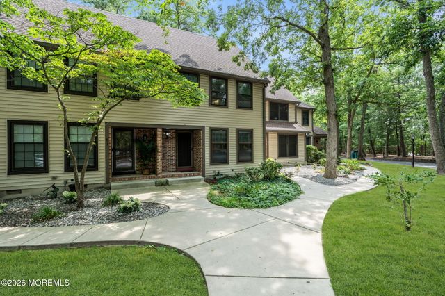 604 Bent Trail 942, Toms River, NJ 08753
