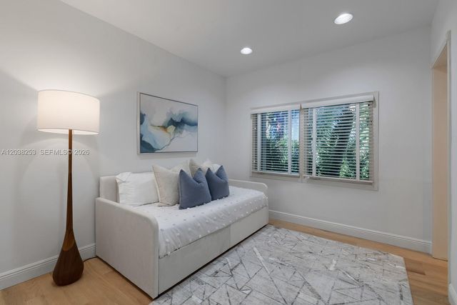 6500 N Bay Road, Miami Beach, FL 33141