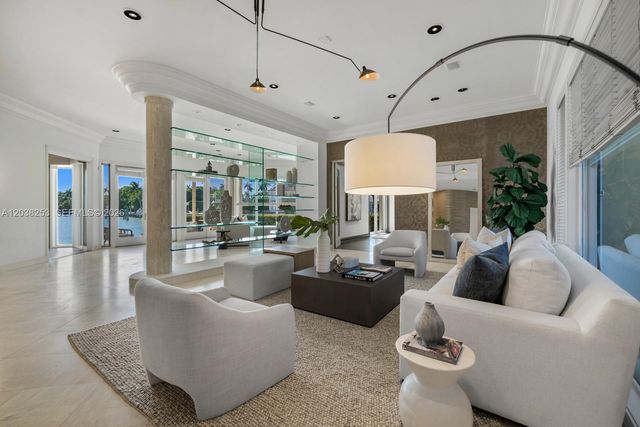 6500 N Bay Road, Miami Beach, FL 33141