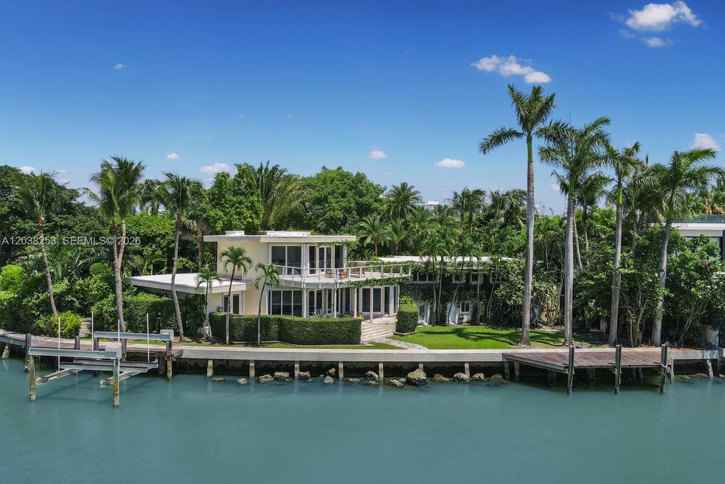 6500 N Bay Road, Miami Beach, FL 33141