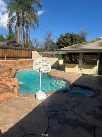 1669 N San Antonio, Upland, CA 91784