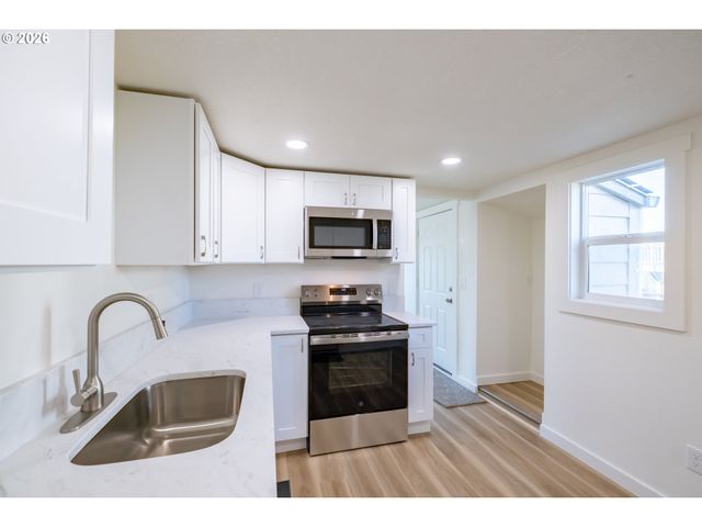 4641 Sw COAST Ave, Lincoln City, OR 97367