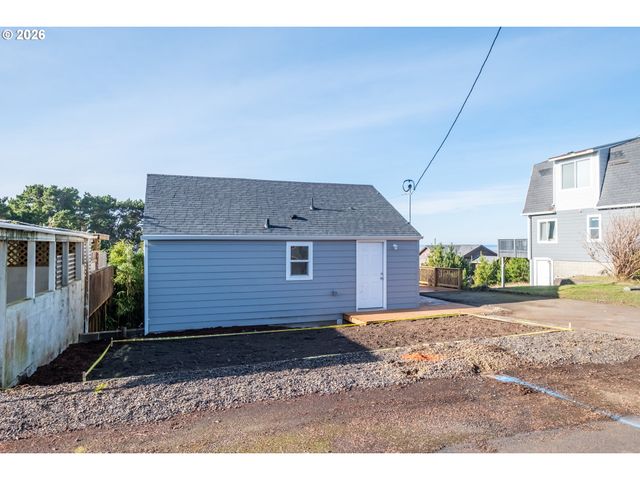 4641 Sw COAST Ave, Lincoln City, OR 97367