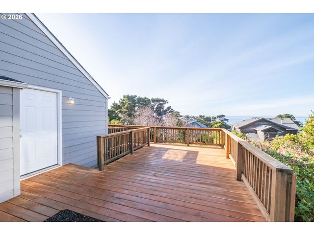 4641 Sw COAST Ave, Lincoln City, OR 97367