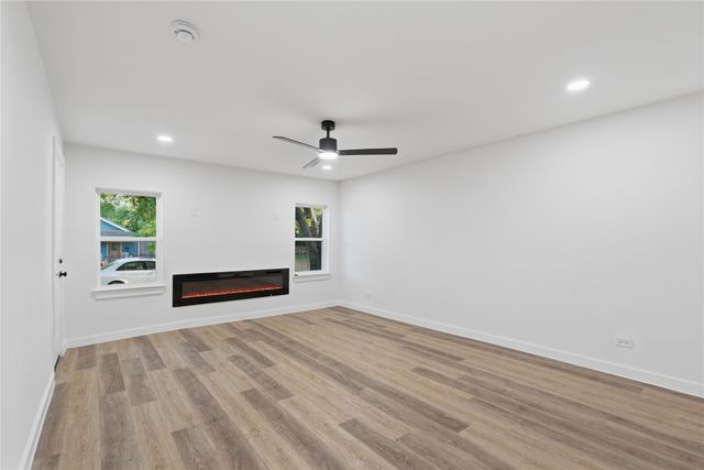 2607 Brandon Street, Dallas, TX 75211