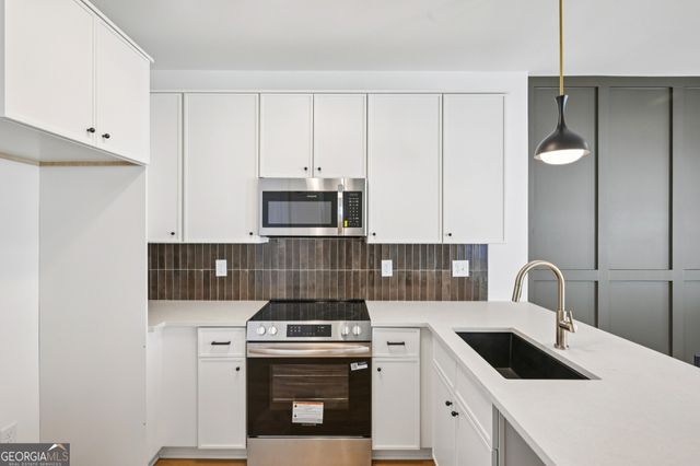 1160 Boulevard SE 11, Atlanta, GA 30312