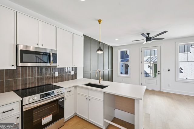 1160 Boulevard SE 11, Atlanta, GA 30312