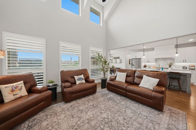 9801 Wexley Way, Fort Worth, TX 76131