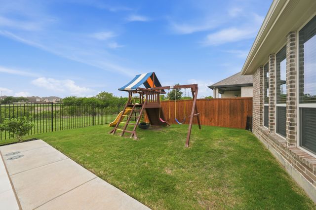 9801 Wexley Way, Fort Worth, TX 76131