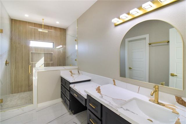 909 Azalea Street, Mission, TX 78573